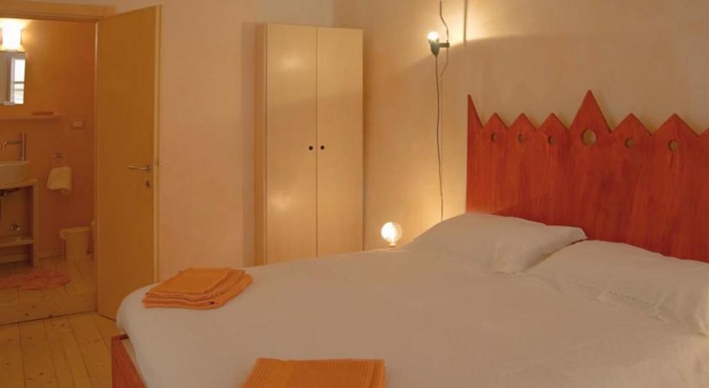 La Tata B&B Леричи Номер фото